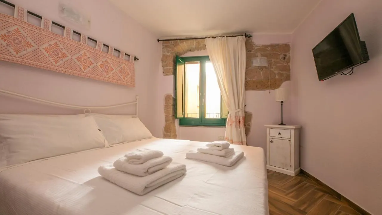 Sardinian Gallery Fonte Bosa Apartamento